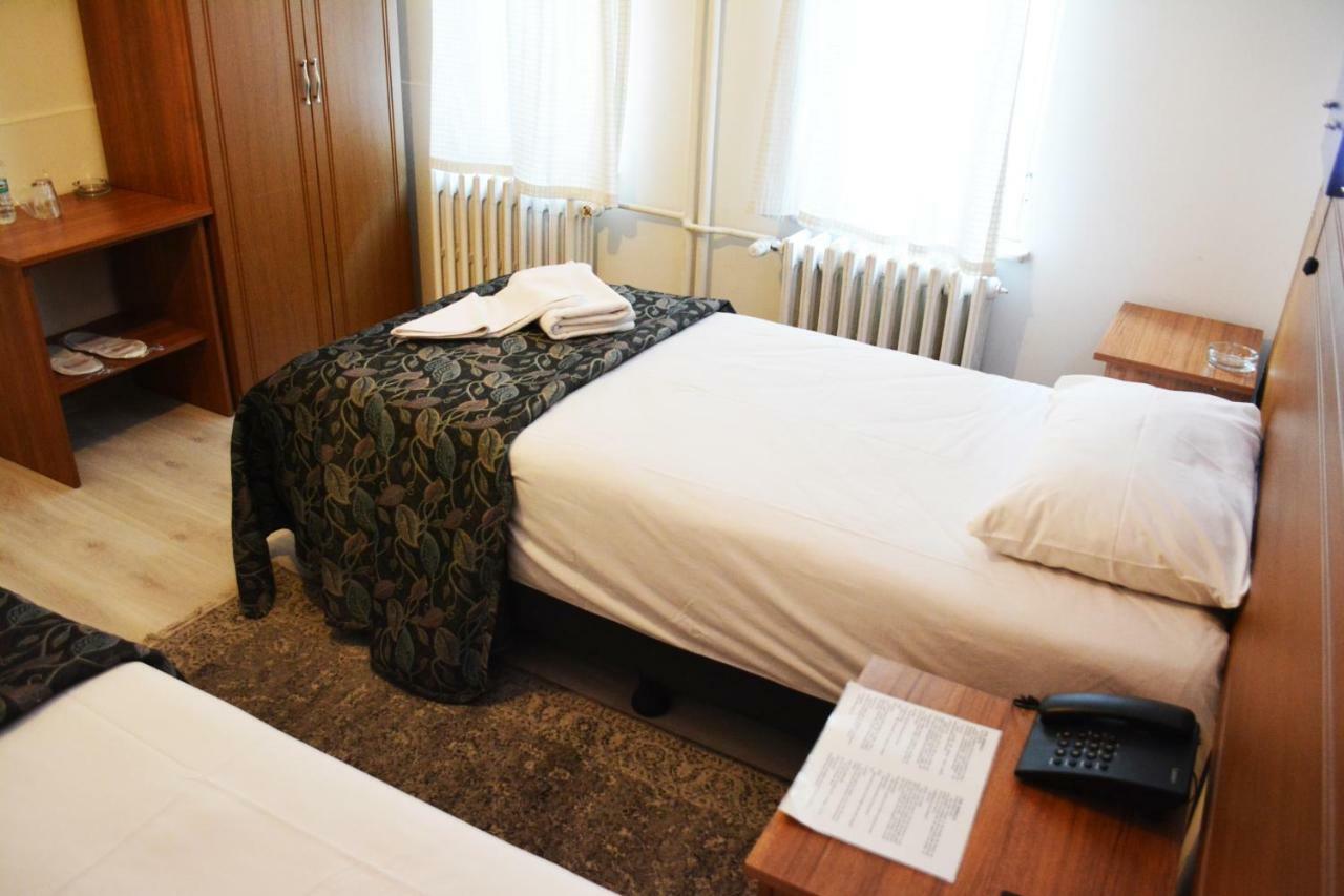 Bormali Hotel チョルル エクステリア 写真